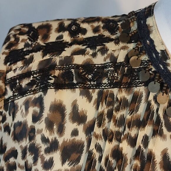 Roar Animal Print Beaded & Embroidered Blouse - Picture 3 of 10